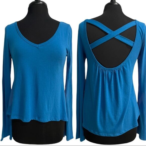 Victoria's Secret Blue Bell Sleeve Swing Top Sz S - Picture 1 of 11